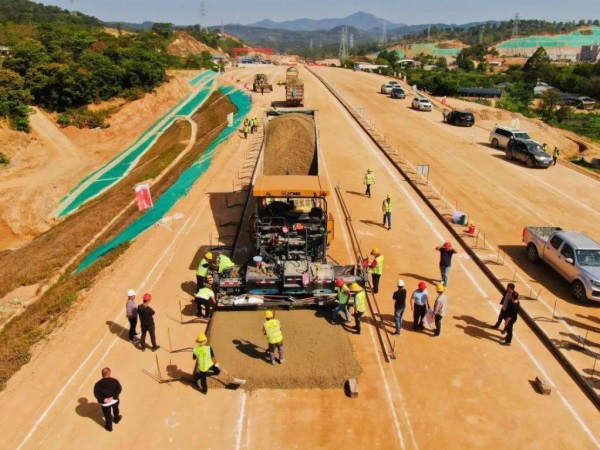 青海高速公路